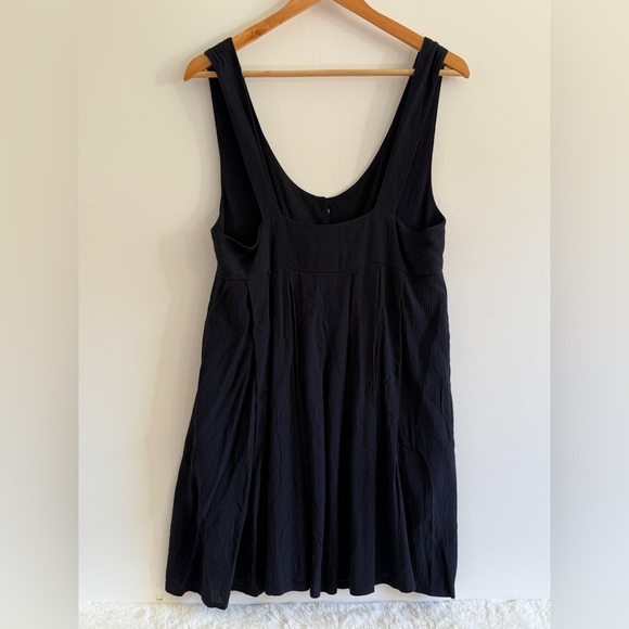 Express Dress - Picture 7 of 7